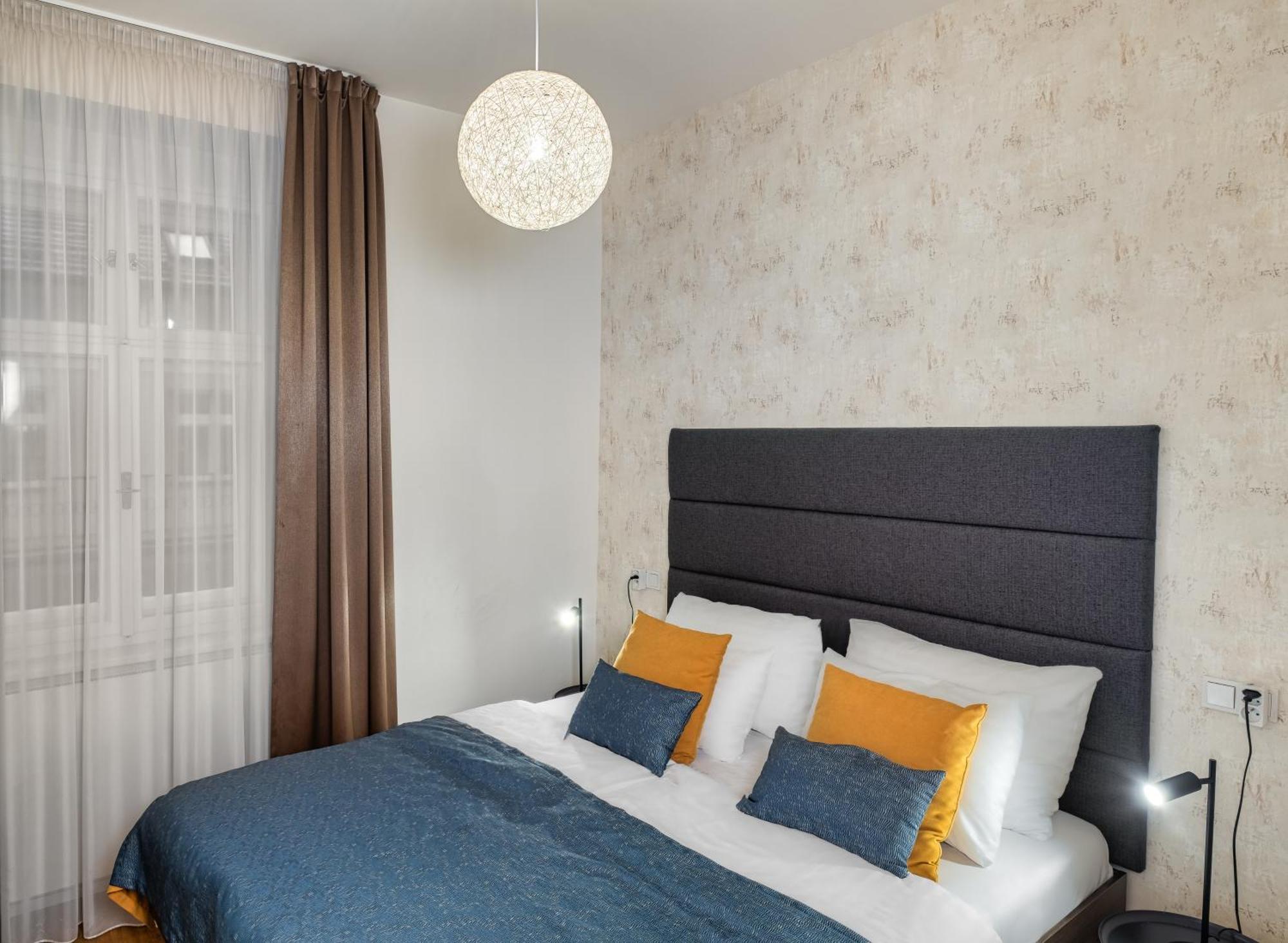 Vn48 Suites By Adrez ปราก ภายนอก รูปภาพ